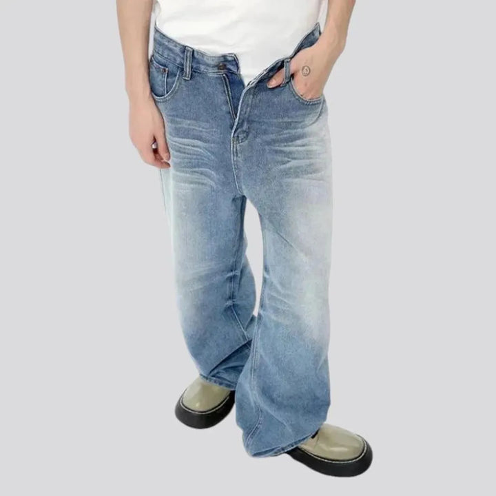 Light wash stylish men's jeans