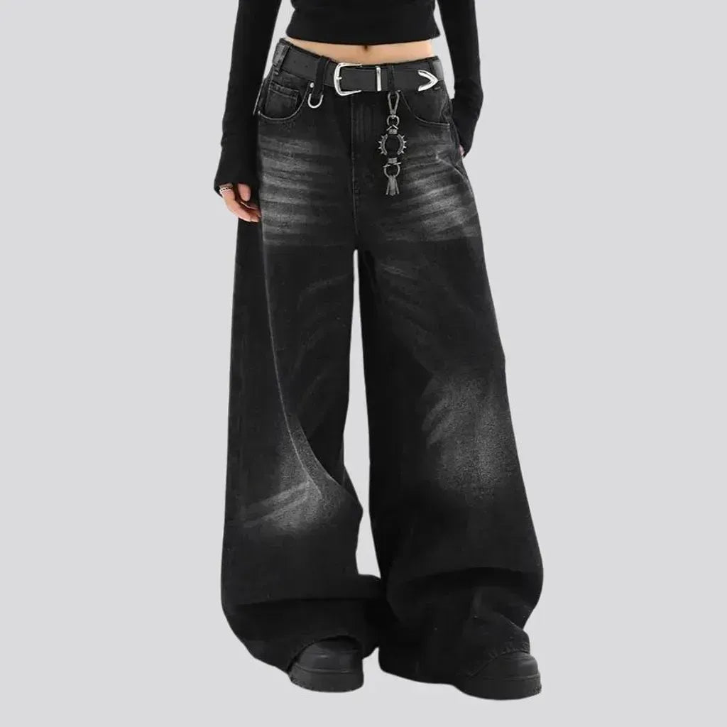 Sanded whiskered slouchy jeans for women