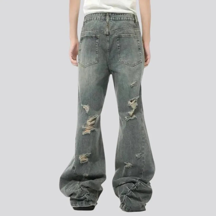 Sanded mid rise boho style jeans for men