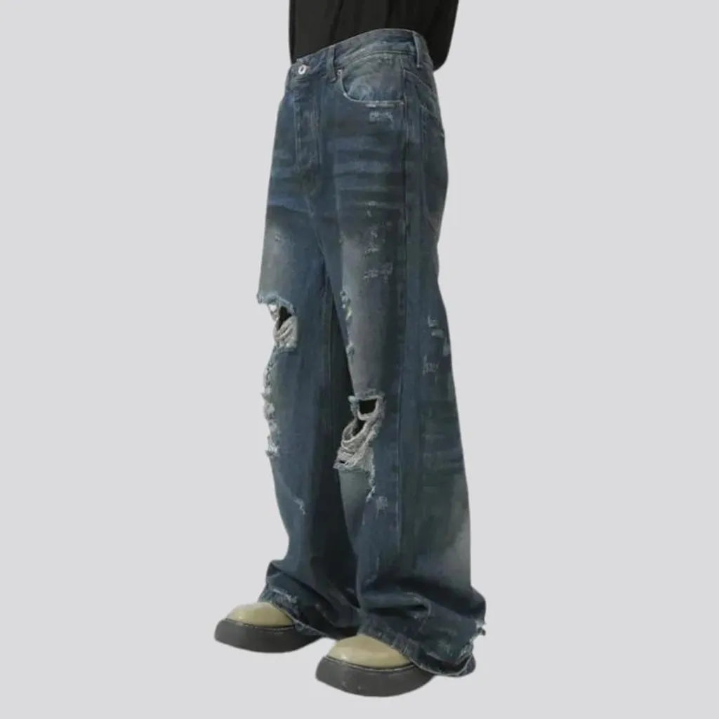 Distressed men's jeans