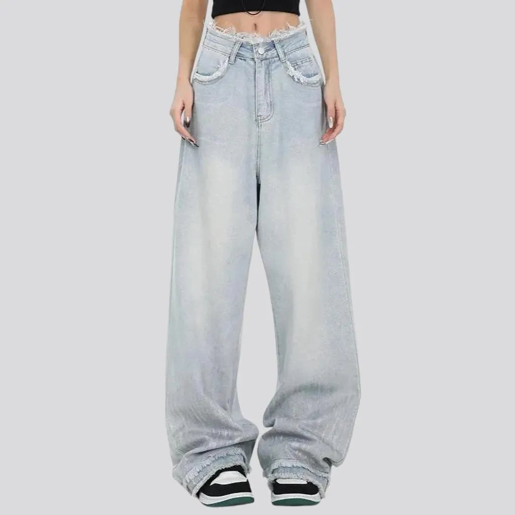 Bleached light smoothed women's jeans