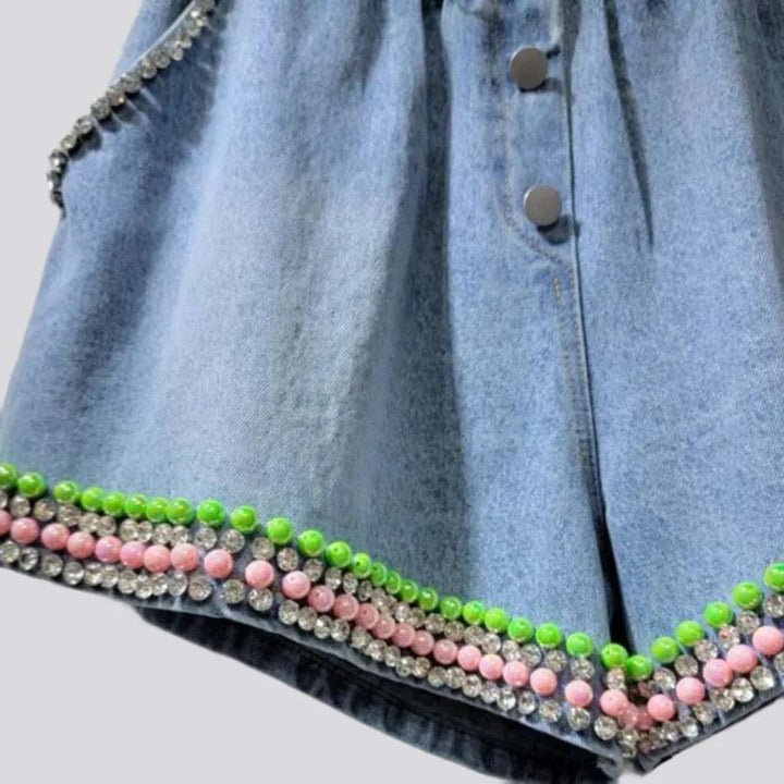 Color pearl hem denim shorts