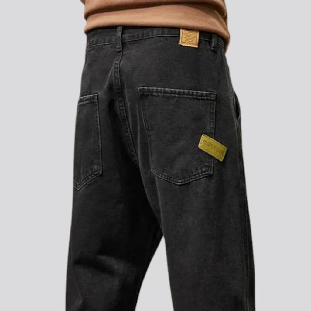 Roomy men's jeans