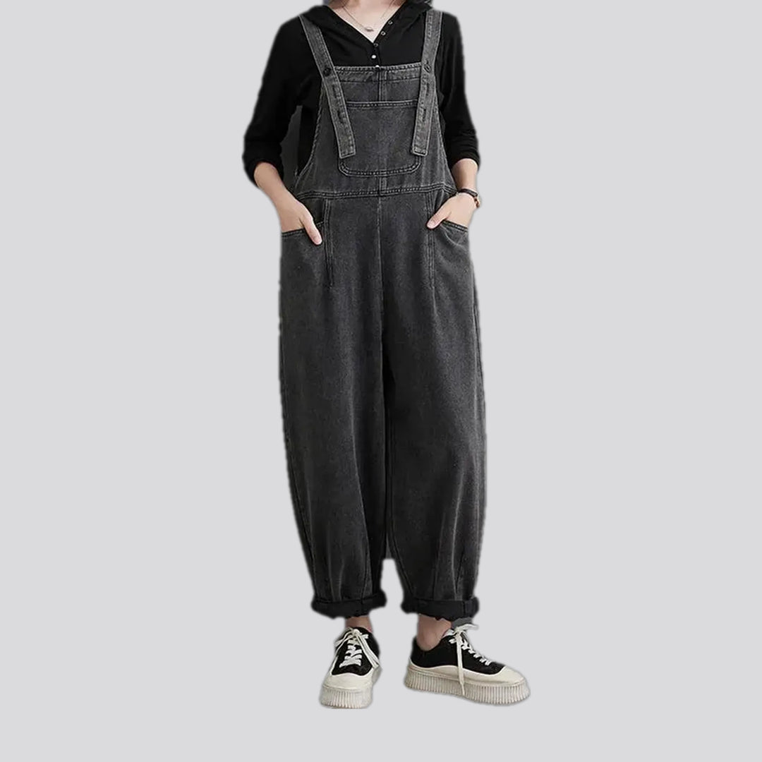 Vintage style jean bib for ladies