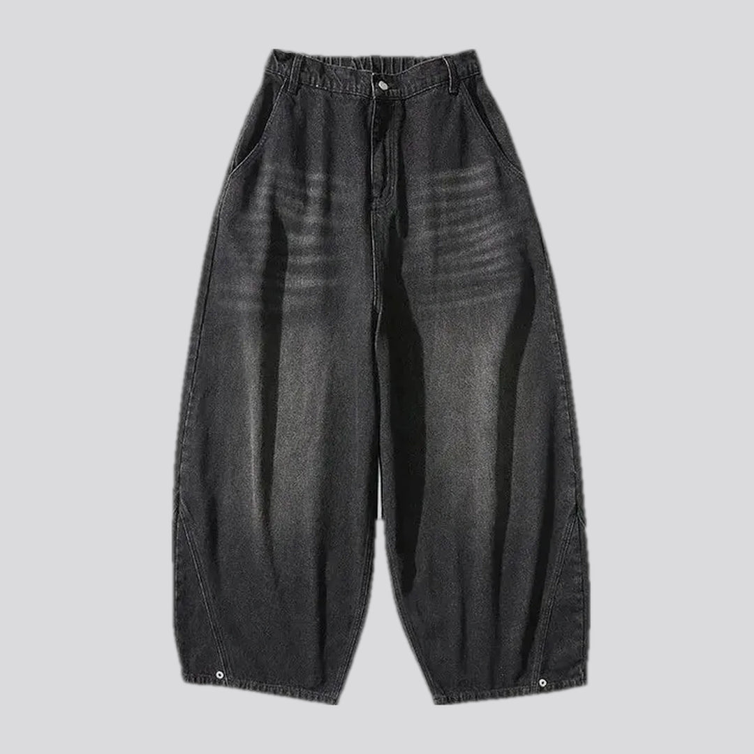 Light stonewashed vintage baggy-fit men's jeans