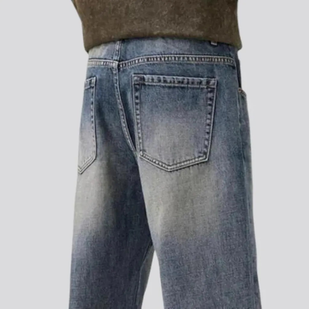 90s style whiskered baggy jeans for men