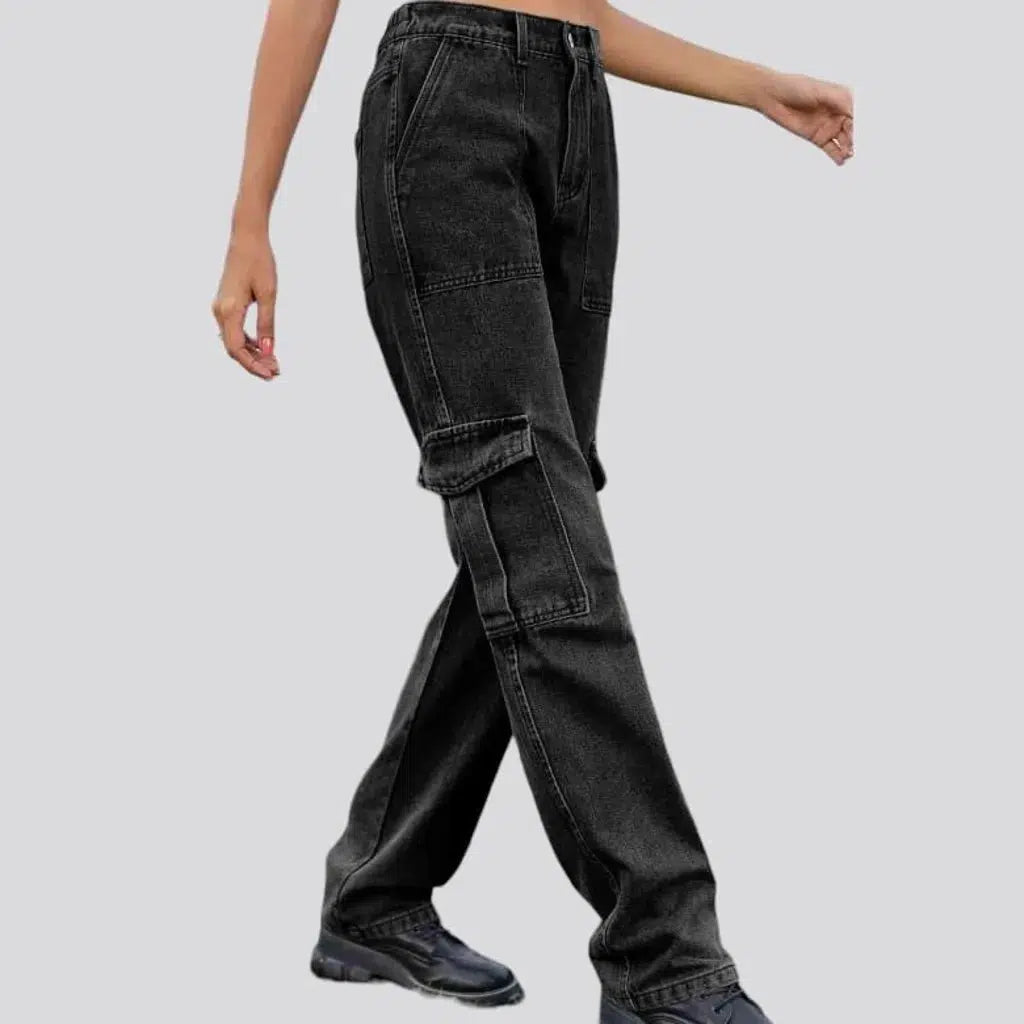 Straight high-waist jeans
 for ladies