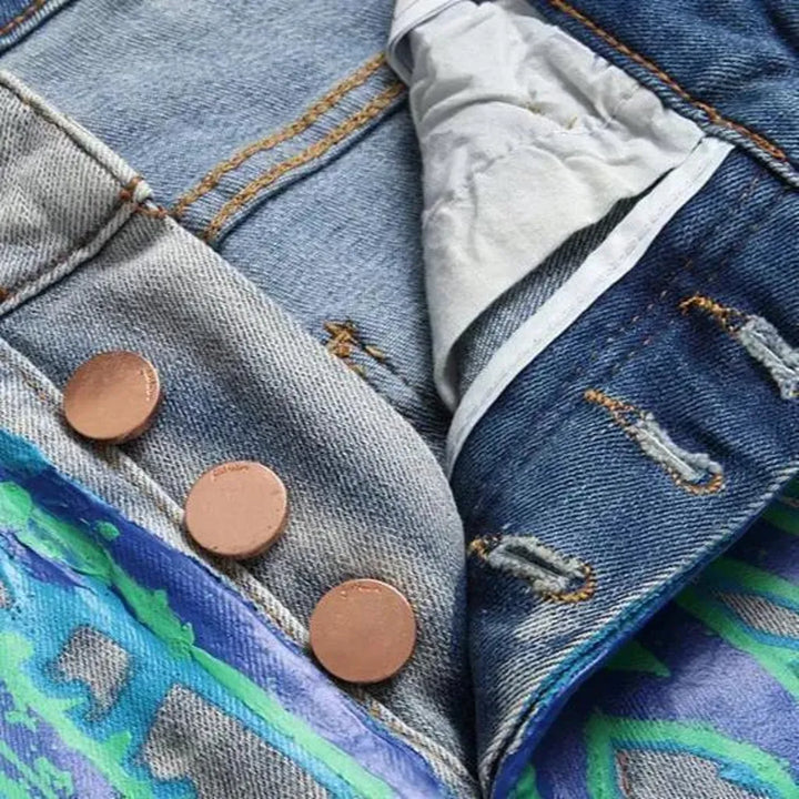 Light-wash vintage jeans
 for men