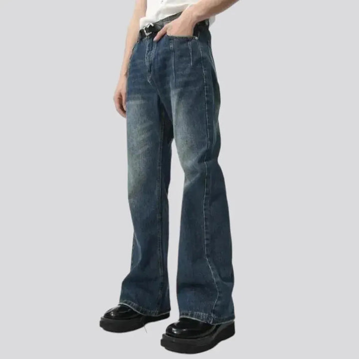 Street men's dark-wash jeans