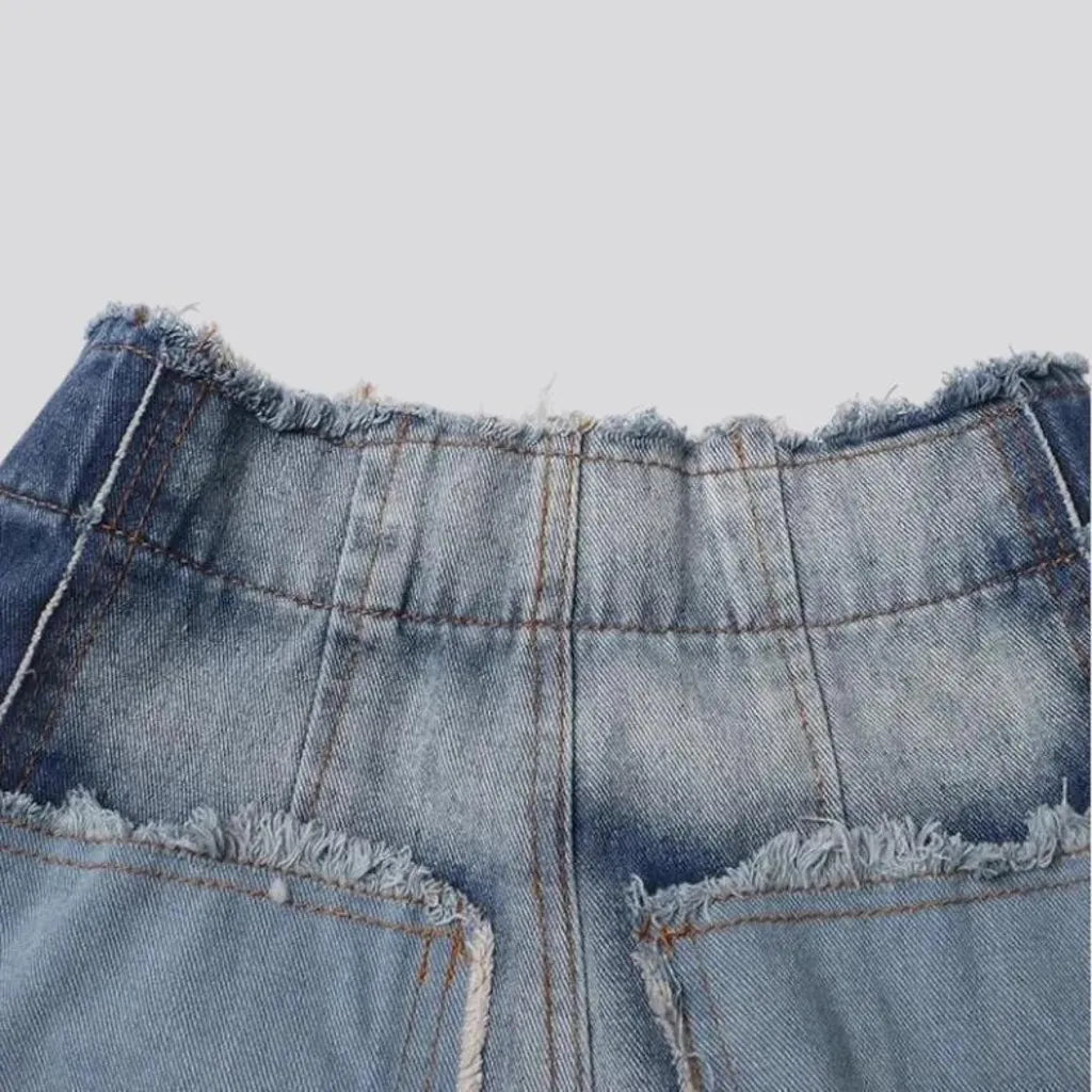 Frayed hem two-toned jeans for women