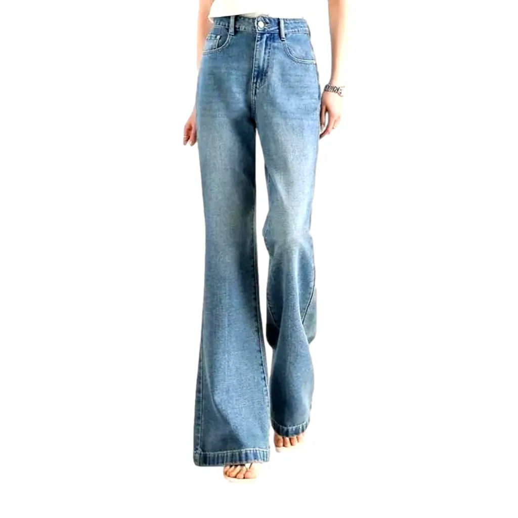 Stonewashed high-waist jeans for ladies