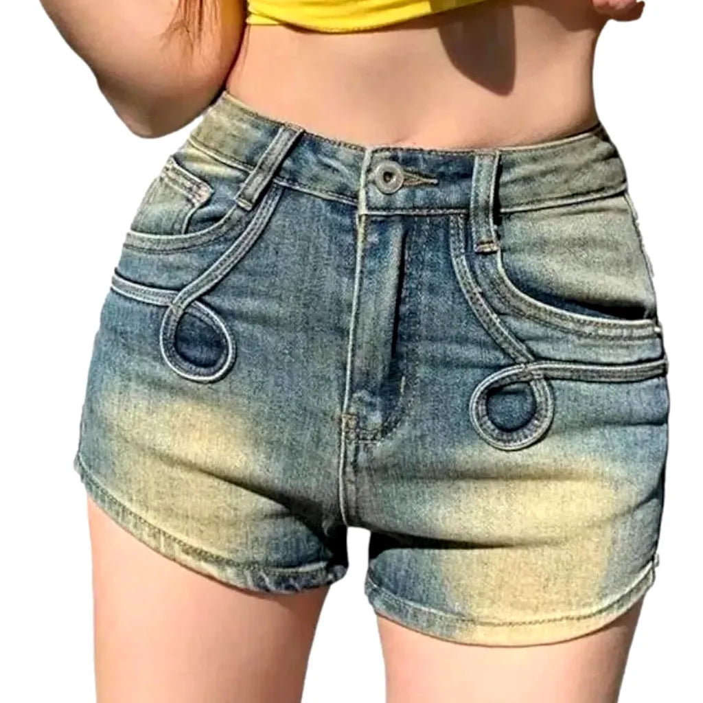 Street sanded women's jeans shorts