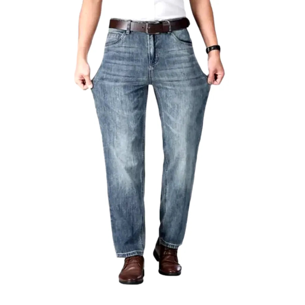 Thin men's tapered jeans